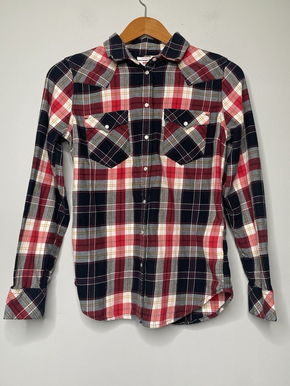 Levi’s Tailored Fit Plaid Flannel Shirt Women’s Small Pearl Snap Western Cotton